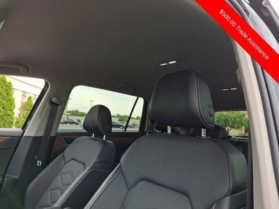 2025 Volkswagen Atlas 2.0T SE w/Technology