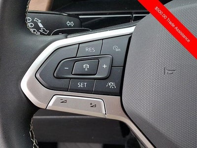 2025 Volkswagen Atlas 2.0T SE w/Technology