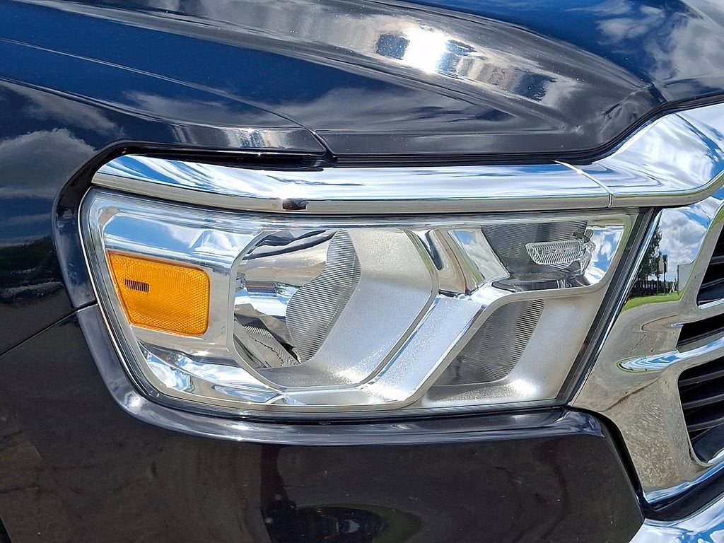 2021 RAM 1500 Big Horn Crew Cab 4x4 5'7" Box