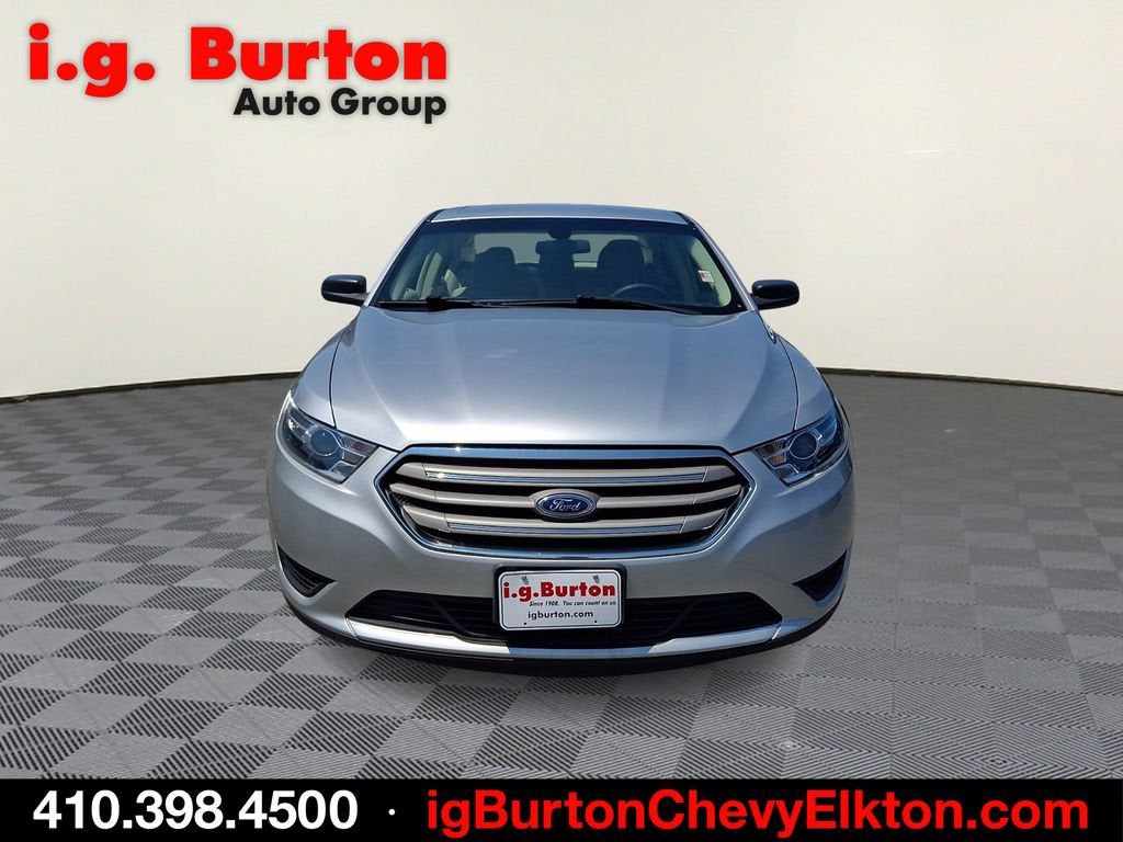 2017 Ford Taurus SE