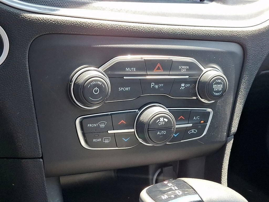 2017 Dodge Charger SXT RWD