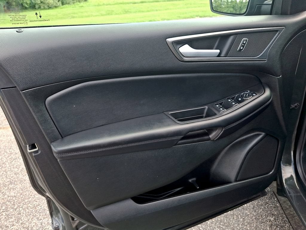 2023 Ford Edge SE