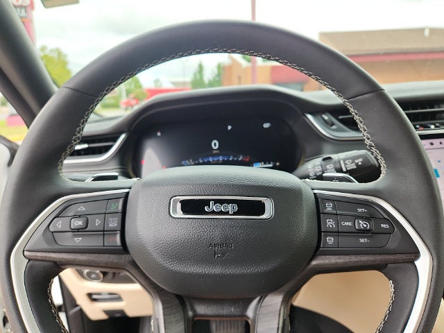 2023 Jeep Grand Cherokee L Limited 4x4
