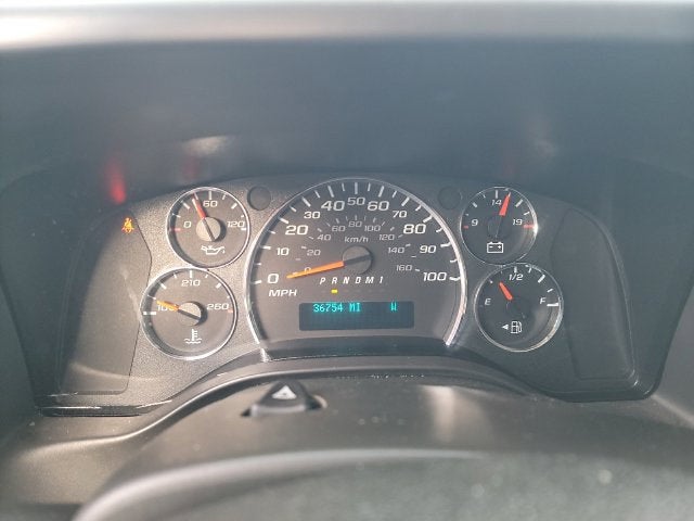 2025 GMC Savana Passenger LT