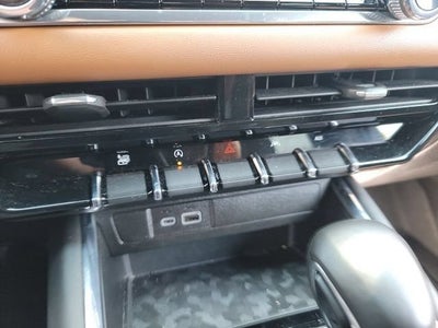 2023 GMC Canyon 4WD AT4