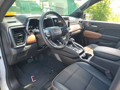 2024 GMC Canyon AT4