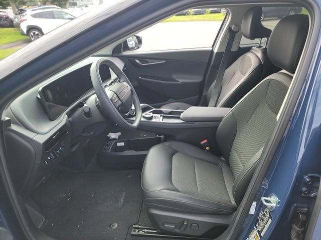 2025 Kia EV6 Light Long Range AWD