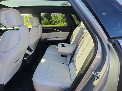 2025 Cadillac LYRIQ Luxury
